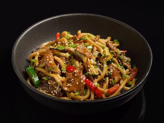 Рисовая лапша с морепродуктами